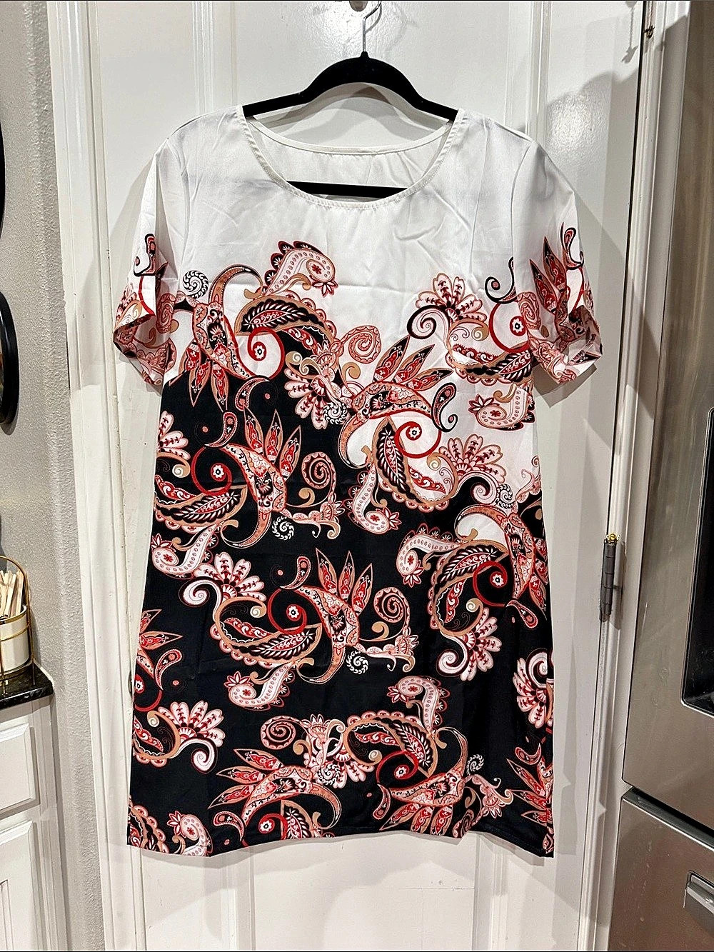 Emery Rose Paisley  Dress in Black & Red Size XL